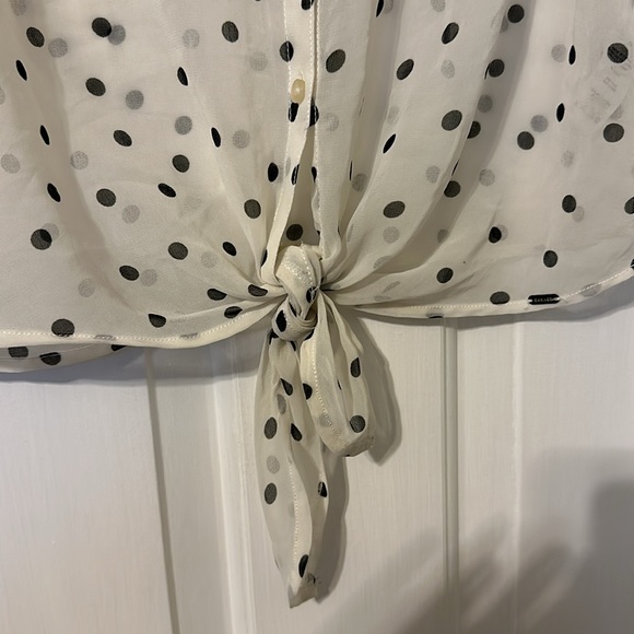 Garage Front Tie Polka Dot Top Size Medium - Picture 2 of 4
